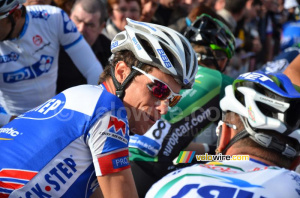 Sylvain Chavanel (Quick Step) discussing with Jimmy Casper (Saur-Sojasun) (445x)
