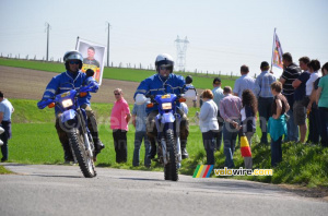 Police motors in Paris-Roubaix (552x)