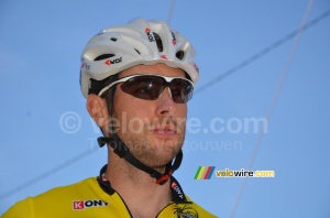 The yellow jersey, Sylvain Georges (BigMat-Auber 93) (535x)