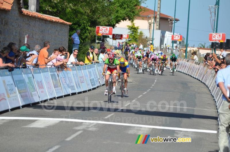 Gaëtan Bille (Wallonie-Bruxelles-Crédit Agricole) on his way to victory