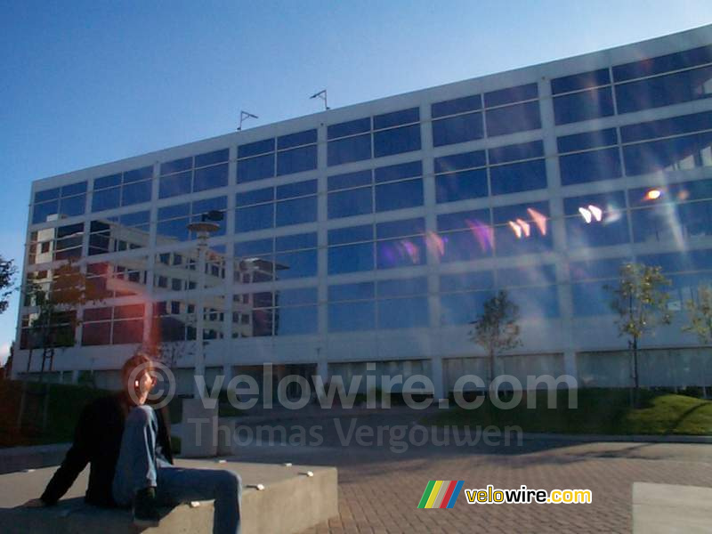 [San Francisco] - Edward in front of France Telecom R&D San Francisco