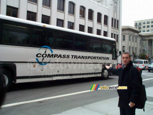 [San Francisco] - Denis et le bus Compass Transportation (276x)