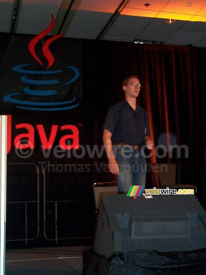 [San Francisco] - Benoît et le nouveau logo Java (286x)