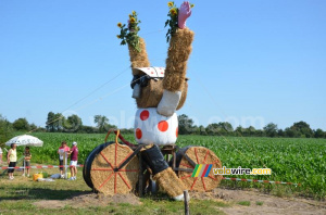 Straw man polka dot jersey (408x)