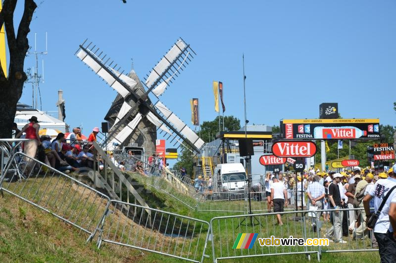 De molen van de Mont des Alouettes