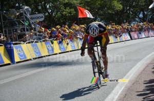 Philippe Gilbert (Omega Pharma-Lotto) remporte l'étape ! (465x)