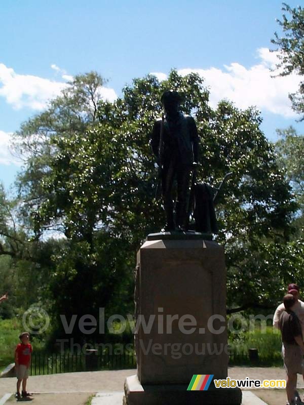 [Boston] - Standbeeld van n van de soldaten in Concord