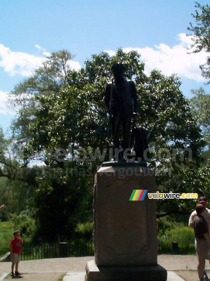 [Boston] - Statue d'un des soldats à Concord (481x)