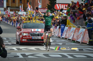 Pierre Rolland (Team Europcar) wins on Alpe d'Huez (430x)